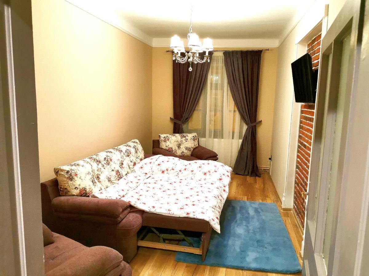 Apartment Hhh Sforii Brașov